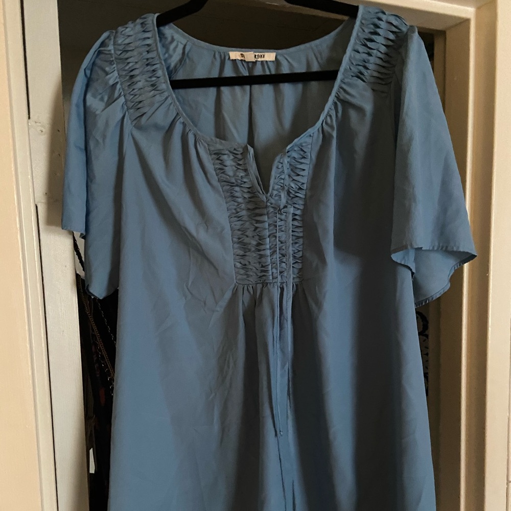 Daniel Rainn Light Blue top